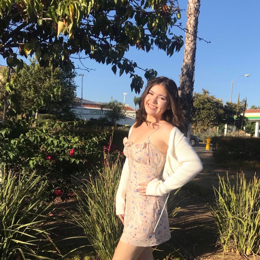 meet ur seller ☀️